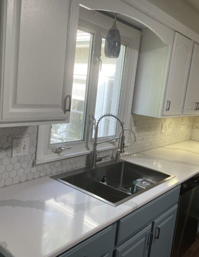 New kitchen countertops and cabinets by Solid Surfaces NY